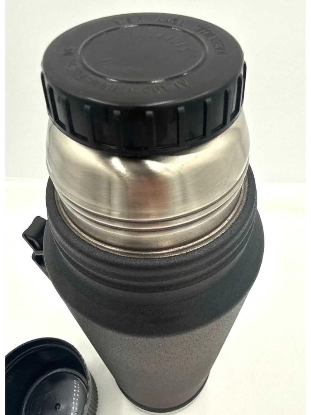 Aladdin 14-Inch Stainless Steel Vacuum Insulated Thermos Black Matte & Handle